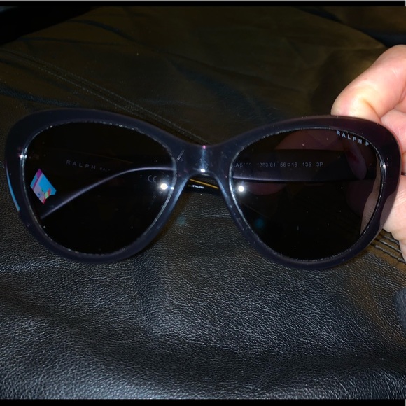 Ralph Lauren Polarized Cat eye sunglasses - Picture 2 of 8